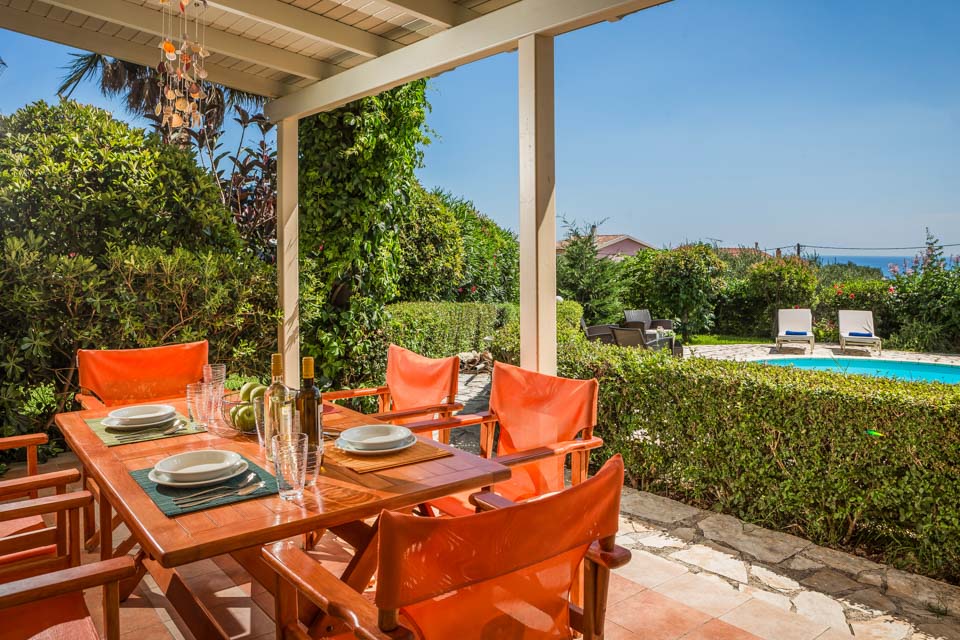 villa_marina_garden_lourdas_kefalonia_2b