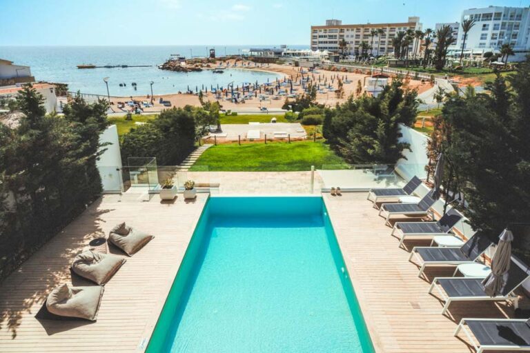 Villa Blue Wave – Cyprus