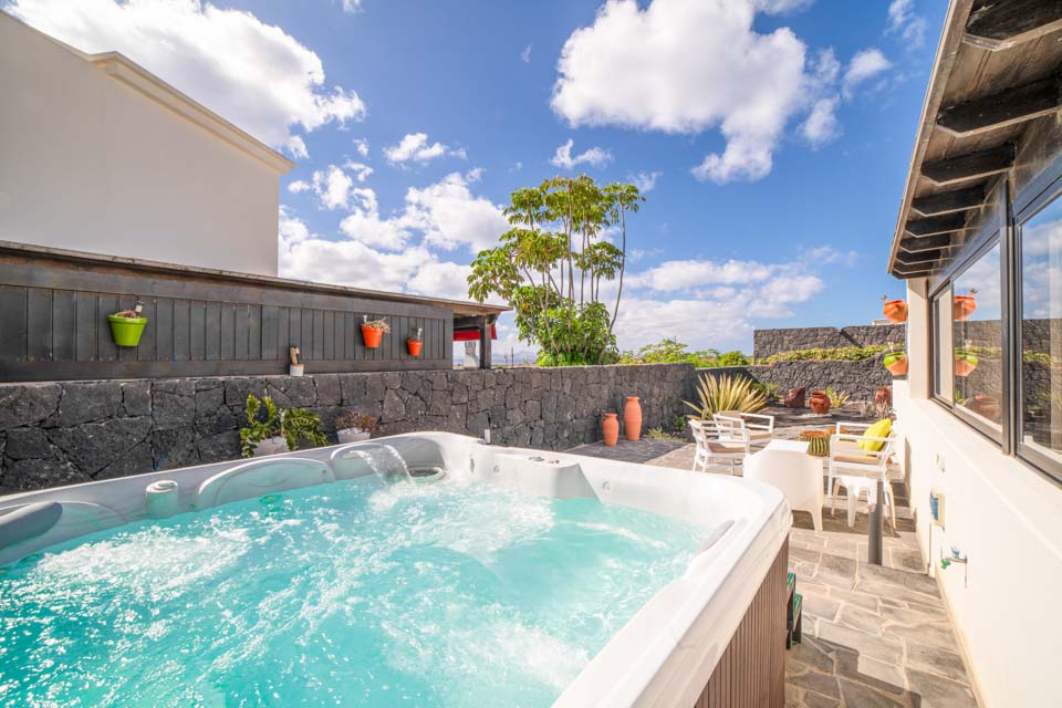 Villa_Helena_Playa_Blanca_Lanzarote_Spain (3)
