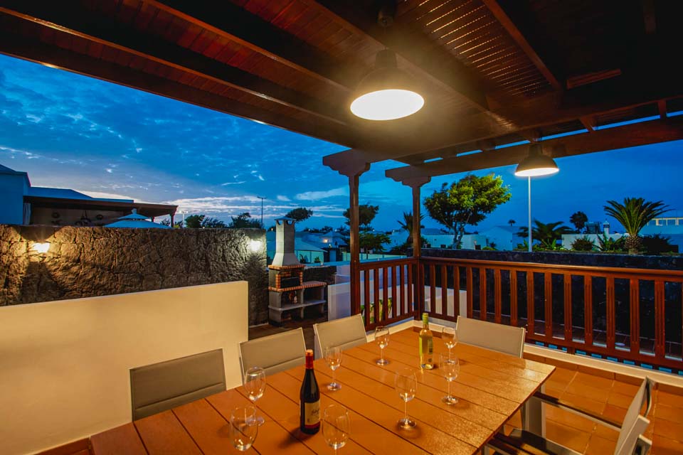 rental holiday villa playa blanca lanzarote