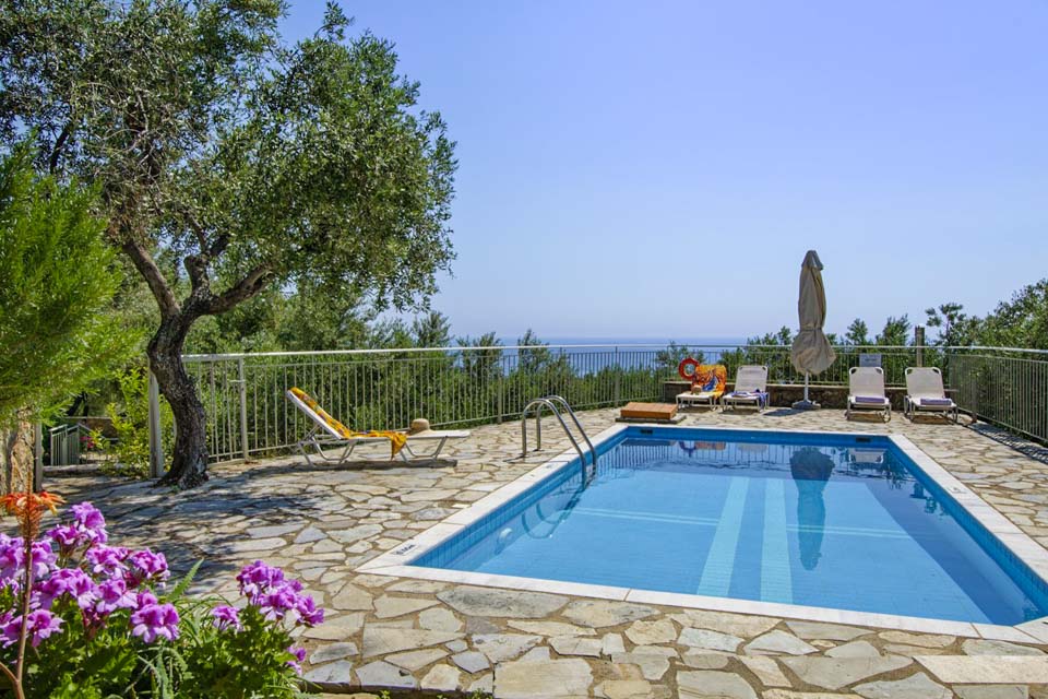 villa_dafne_stoupa_pelponnese_1vv