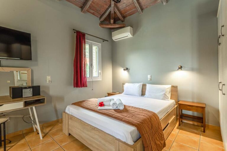 villa_palatakiI_kardamili_peloponnese5a