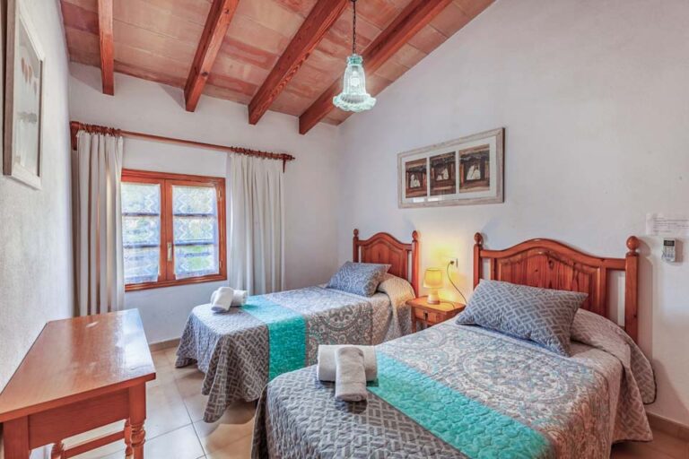 can_plaseta_pollensa_mallorca_5d