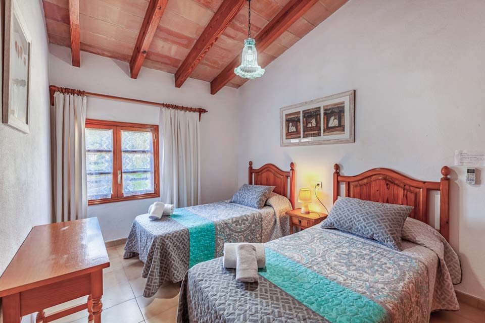 can_plaseta_pollensa_mallorca_5d