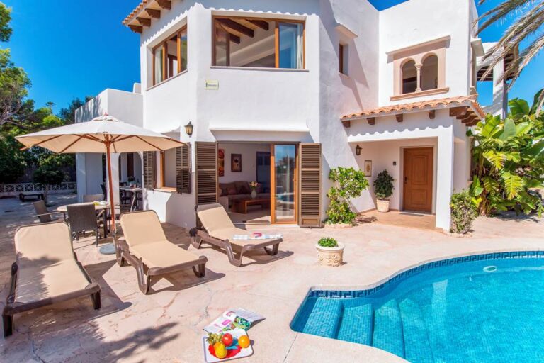villa-el-delfin-cala-dor-mallorca-1d