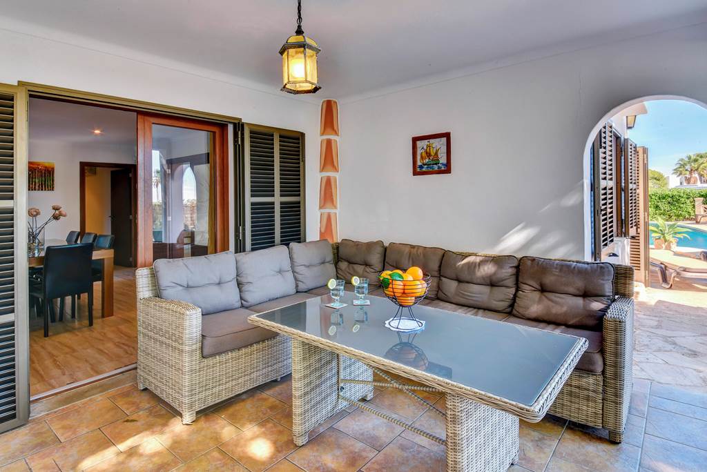 villa-el-delfin-cala-dor-mallorca-2