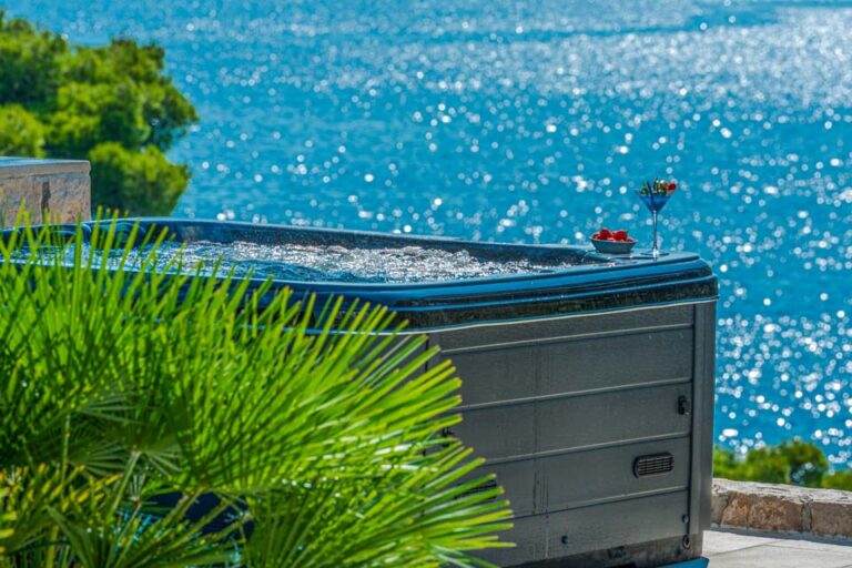 villa_relaxed_shore_croatia_1