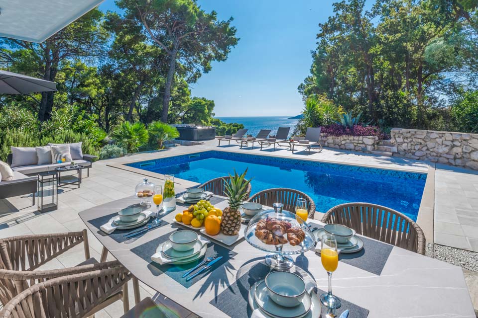 Relaxed Shore – Croatia