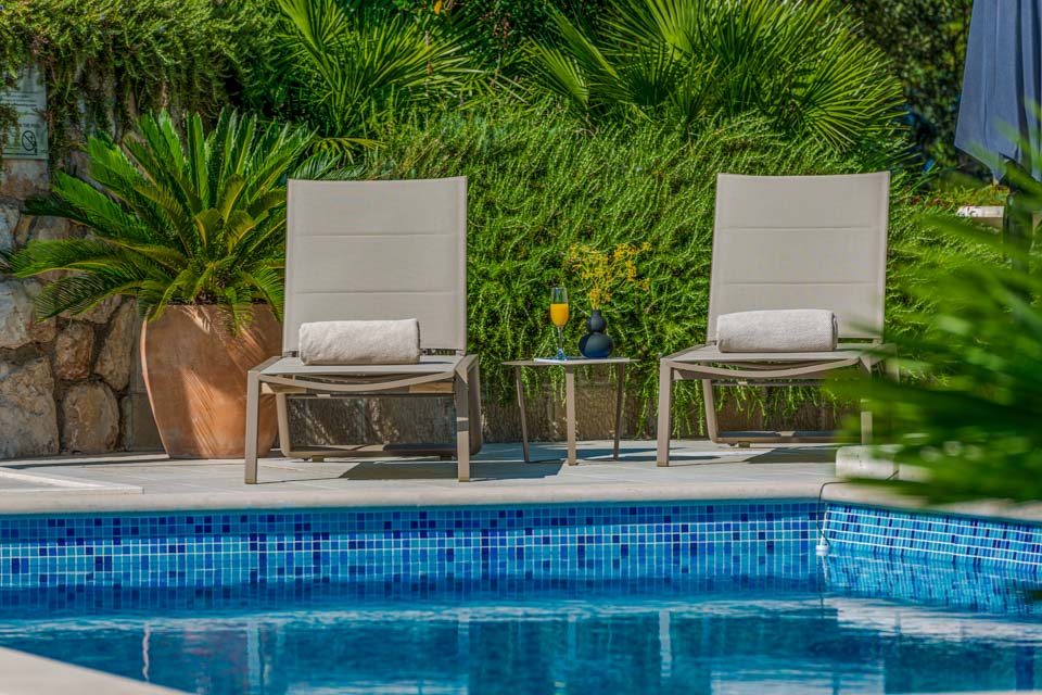 villa_relaxed_shore_croatia_2a