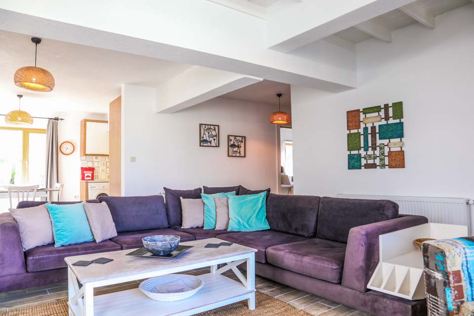 villa_tan_bitez_turkey_3a