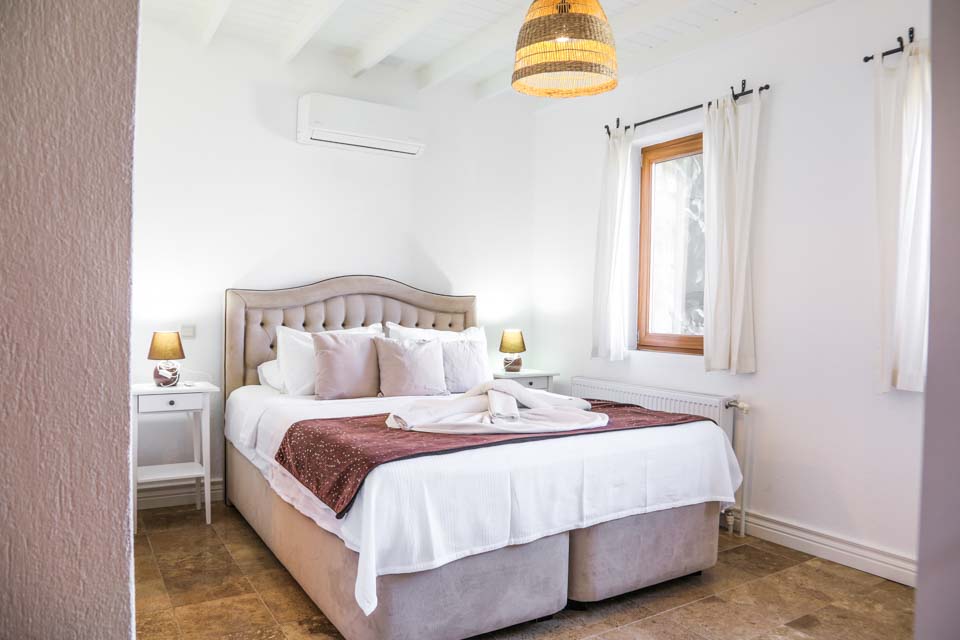 villa_tan_bitez_turkey_5d