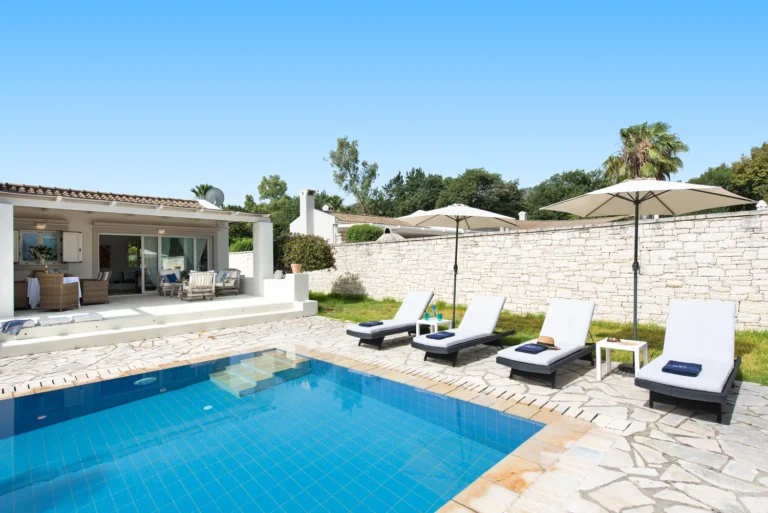 villa_pebbles_avlaki_corfu_1t