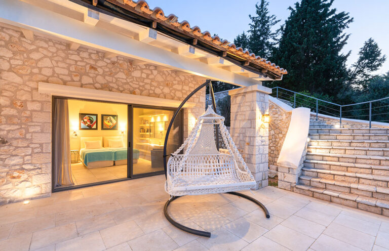 paxos_loggos_view_house_paxos-2