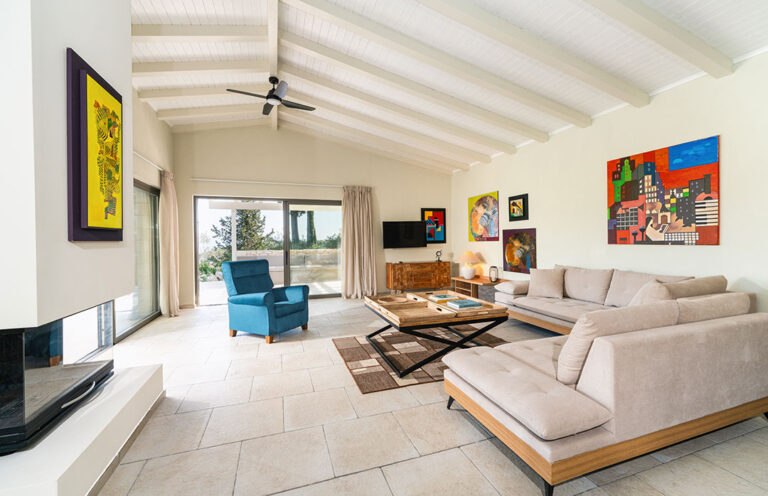 paxos_loggos_view_house_paxos-3a