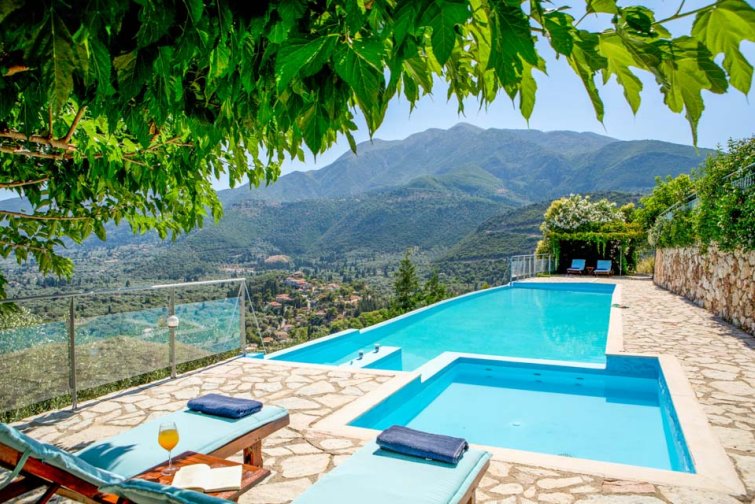 villa_amalia_olive_nidri_lefkas_1