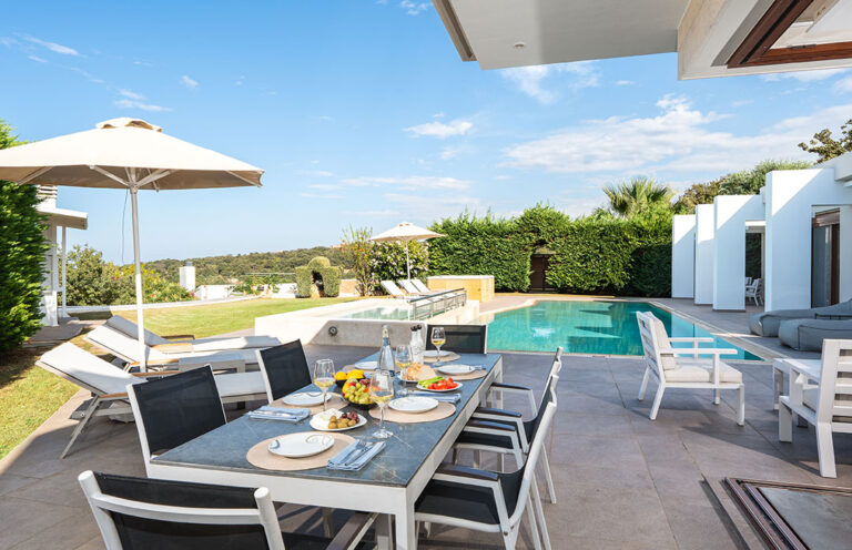 villa_oak_tree_red_crete_1ba