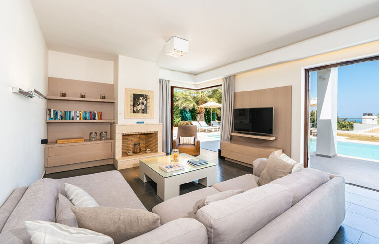 villa_oak_tree_white_crete_3a