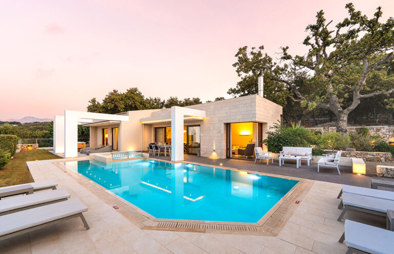 villa_oak_tree_white_crete_9b
