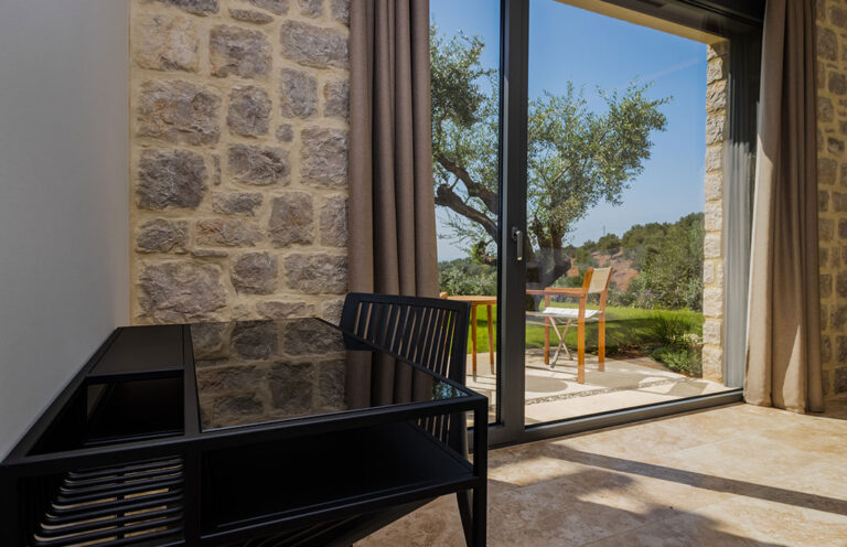 villa-ruby-messinian-nest-gialova-greece-5k
