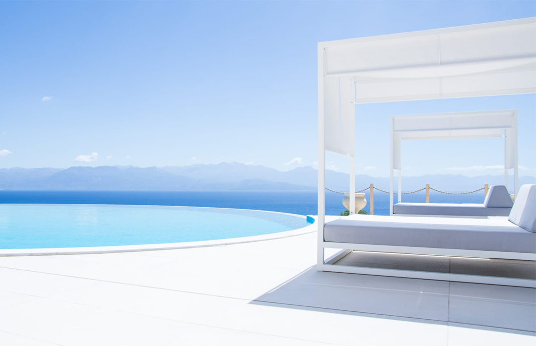 white_donkey_hotel_koroni_greece_1a