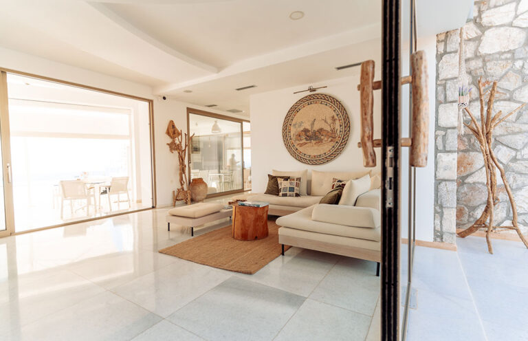 white_donkey_hotel_koroni_greece_3