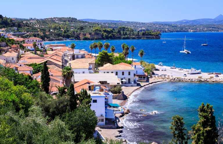 white_donkey_hotel_koroni_greece_8cc