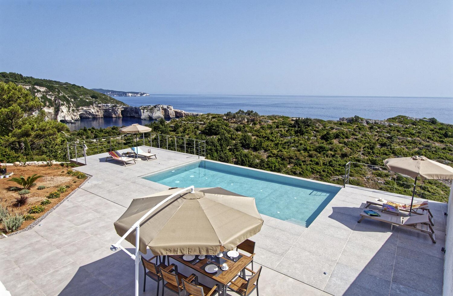 Villa-nerissa-paxos-greece-1b