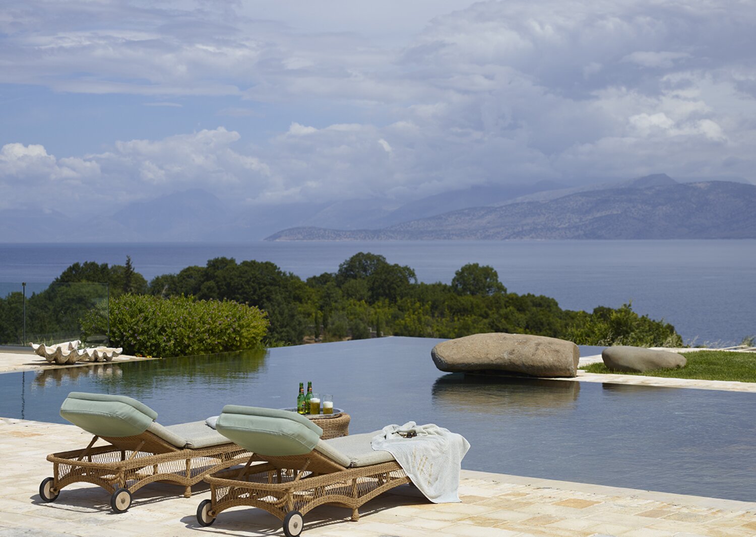 Villa_yalena- avlakibay-corfu-1b