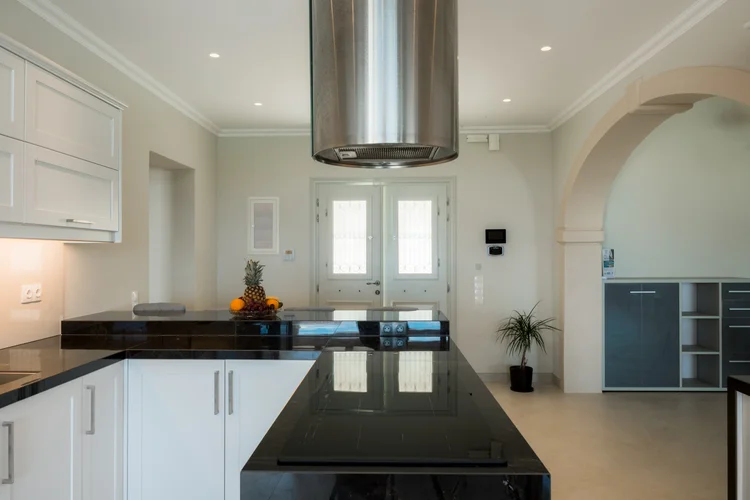 EVA STONE HOUSE B