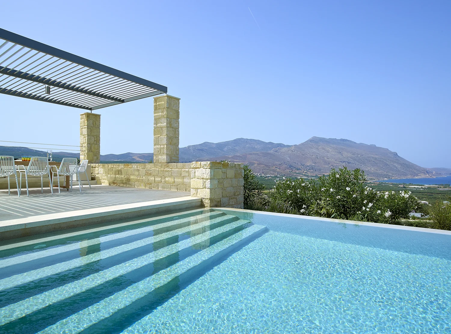 Villa_Sea_Breeze_Kissamos_Crete_Greece-1g