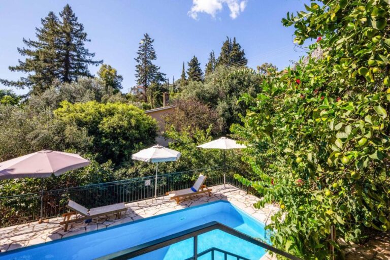 Stone_Cottage_Nissaki_Corfu_Greece-1g