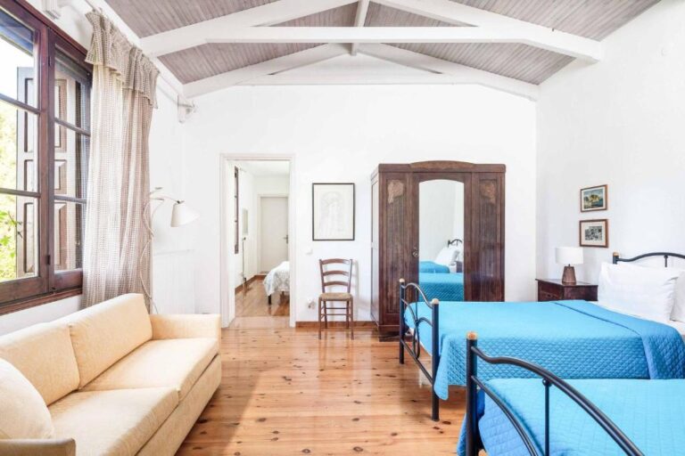 Stone_Cottage_Nissaki_Corfu_Greece-4b