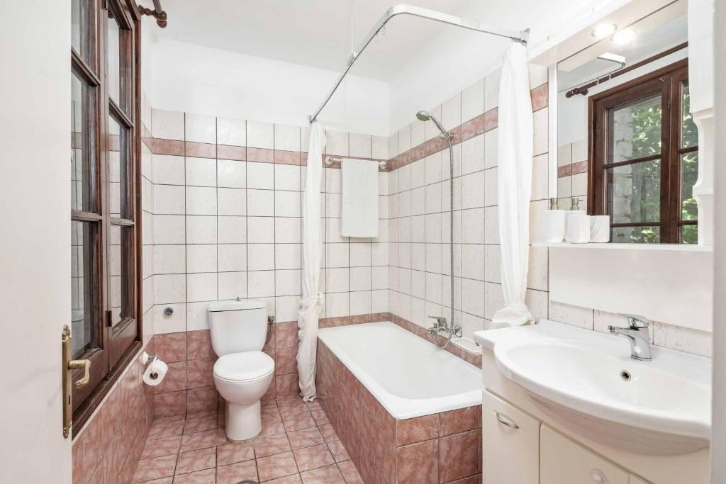 Stone_Cottage_Nissaki_Corfu_Greece-4e