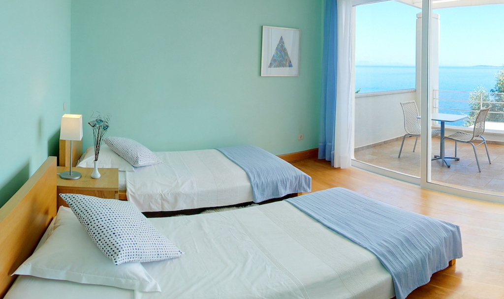 Villa_Blue_Barbati_Barbati_Corfu_Greece-4k