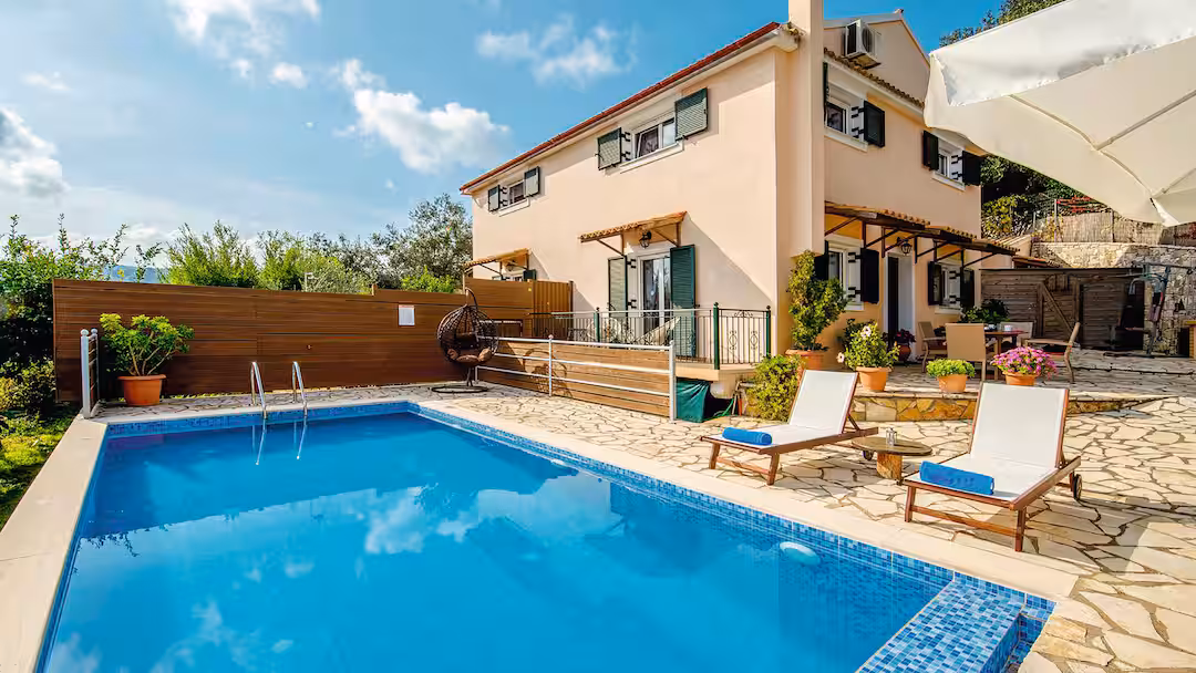 Villa_Martha_Loggos_Paxos_Greece-1a