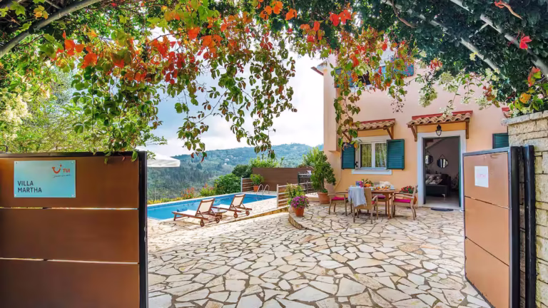 Villa_Martha_Loggos_Paxos_Greece-1i