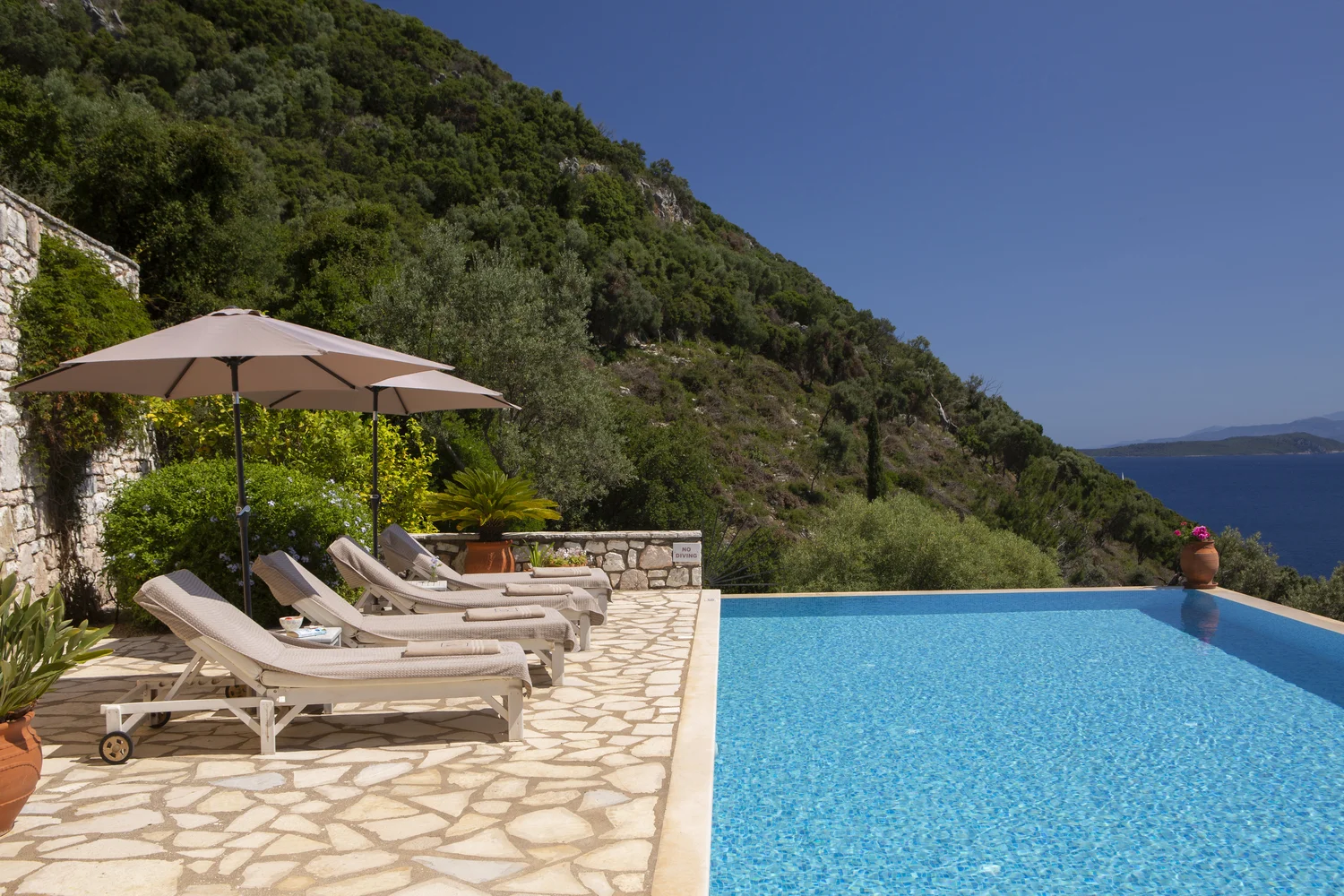 Villa_Pikermi_Lefkada_Greece-1b