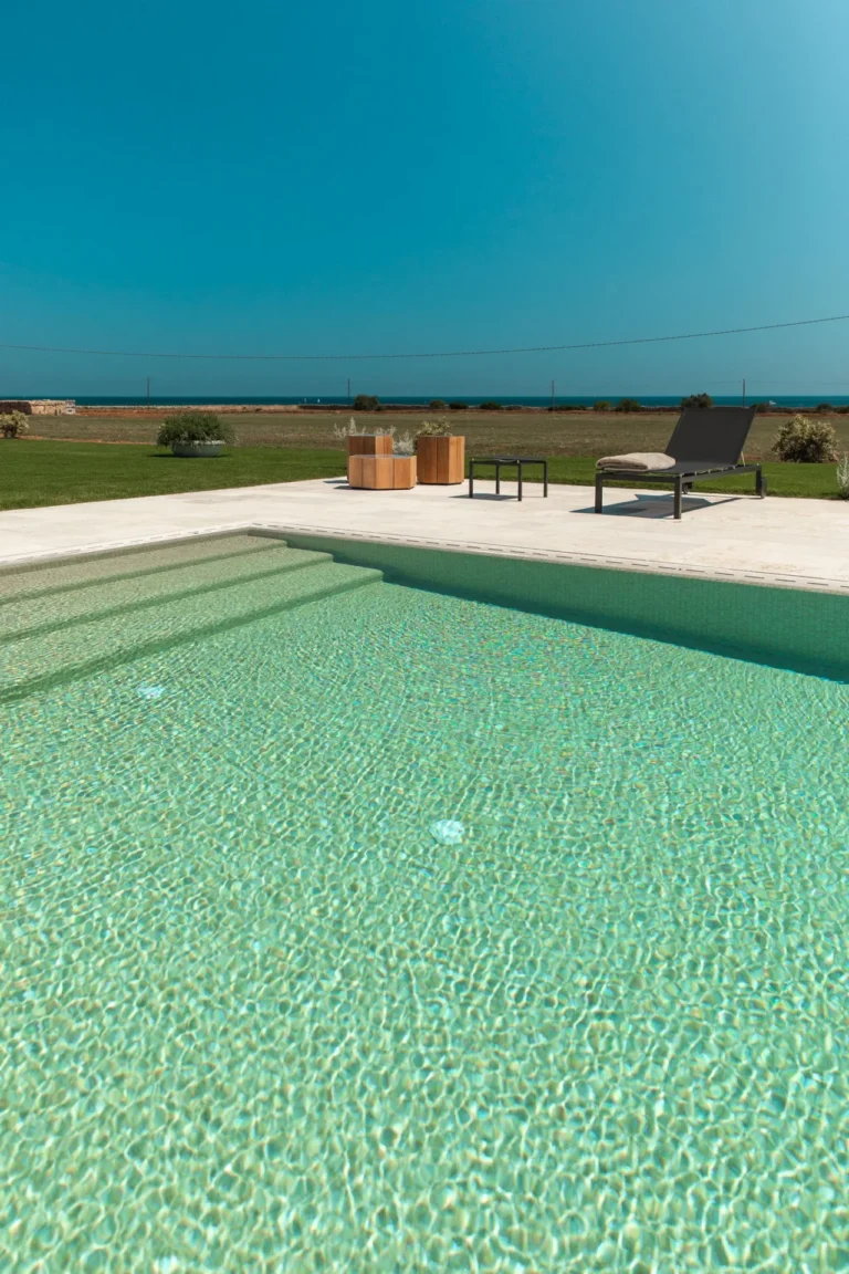 La_Piccola_Torre_Puglia_Italy-1i