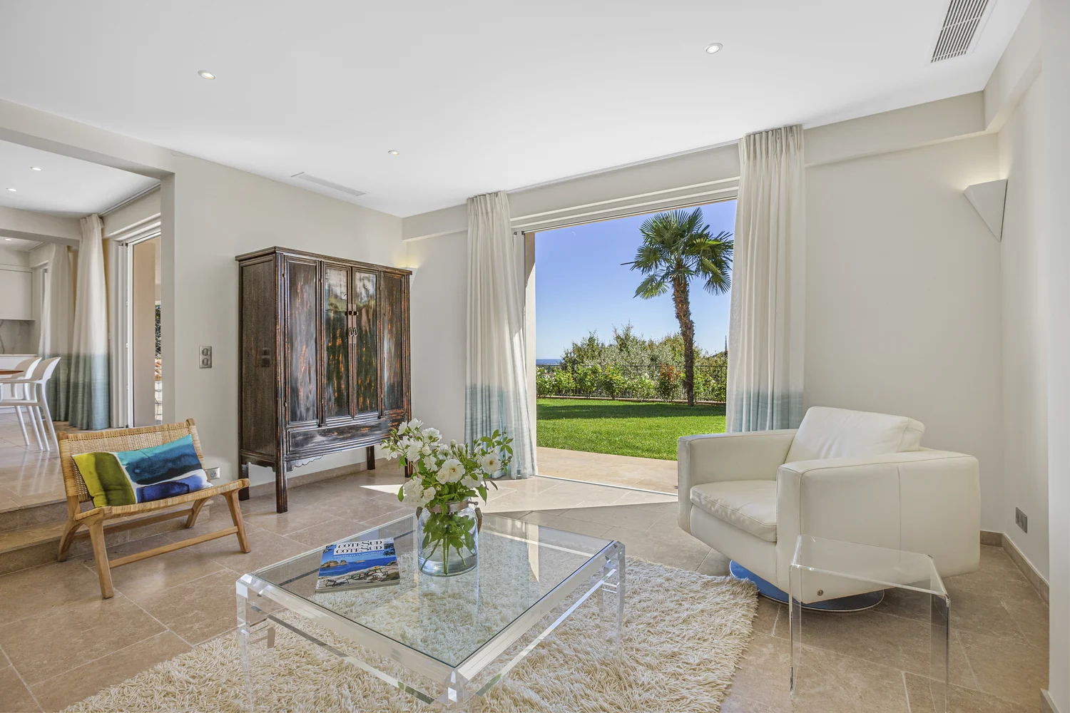 Villa_Enchantee_Cote_d’Azur_France-3f