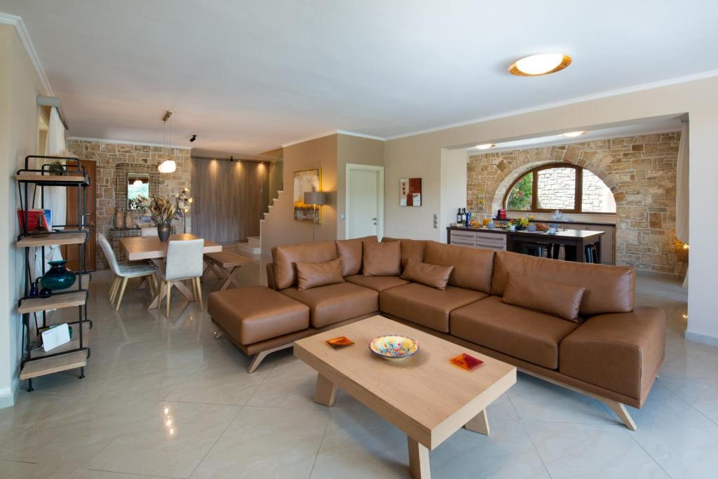 Villa_Ozias_Mongonissi_Gaios_Paxos-3a