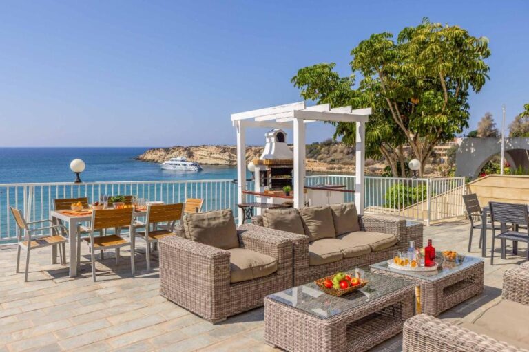 Katina_Beach_Villa_Coral_Bay_Cyprus-2a