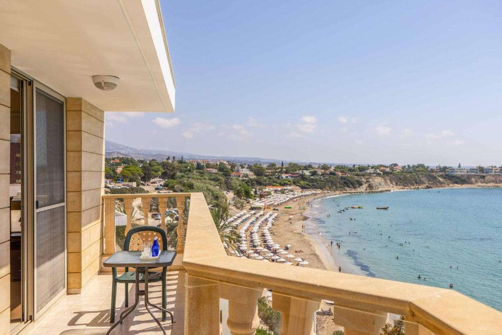 Katina_Beach_Villa_Coral_Bay_Cyprus-2e