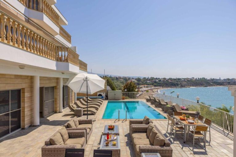 Katina_Beach_Villa_Coral_Bay_Cyprus-2h