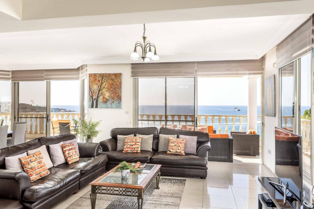 Katina_Beach_Villa_Coral_Bay_Cyprus-3c