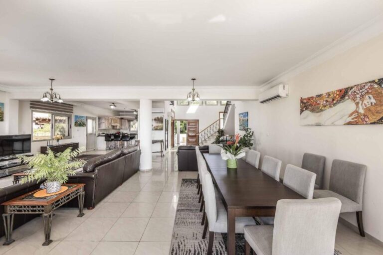 Katina_Beach_Villa_Coral_Bay_Cyprus-3f
