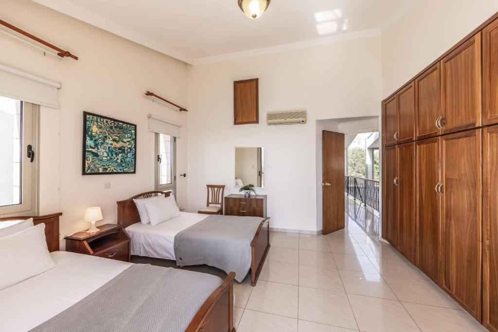 Katina_Beach_Villa_Coral_Bay_Cyprus-4c