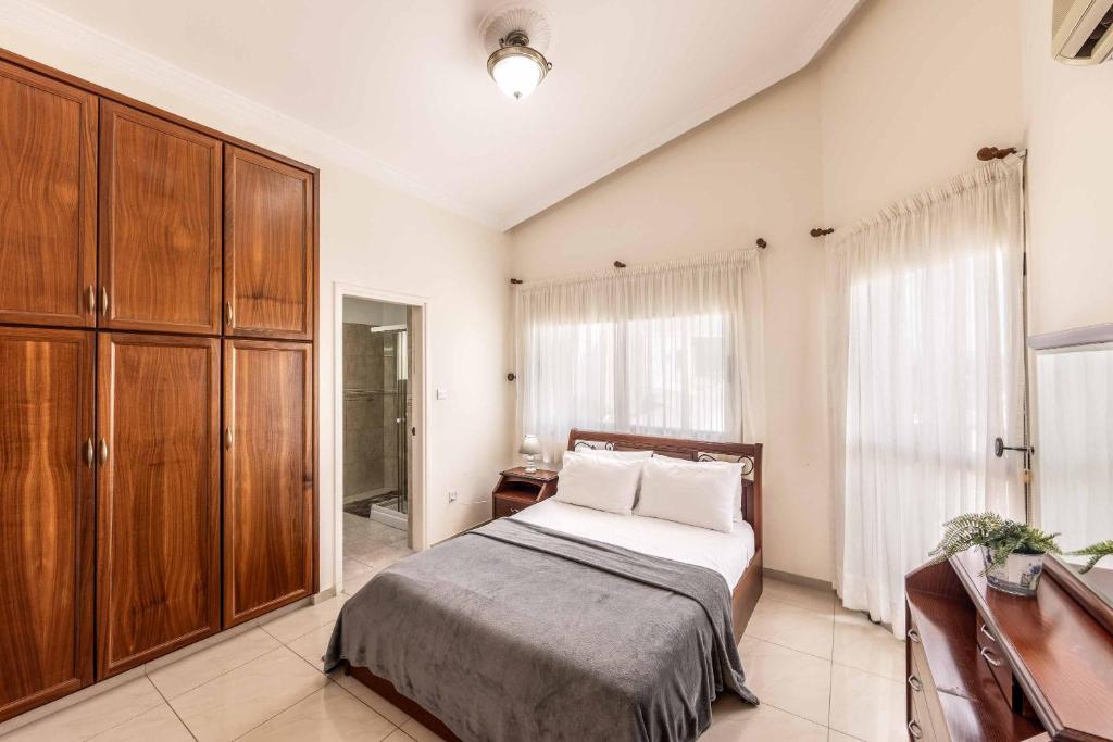 Katina_Beach_Villa_Coral_Bay_Cyprus-4h