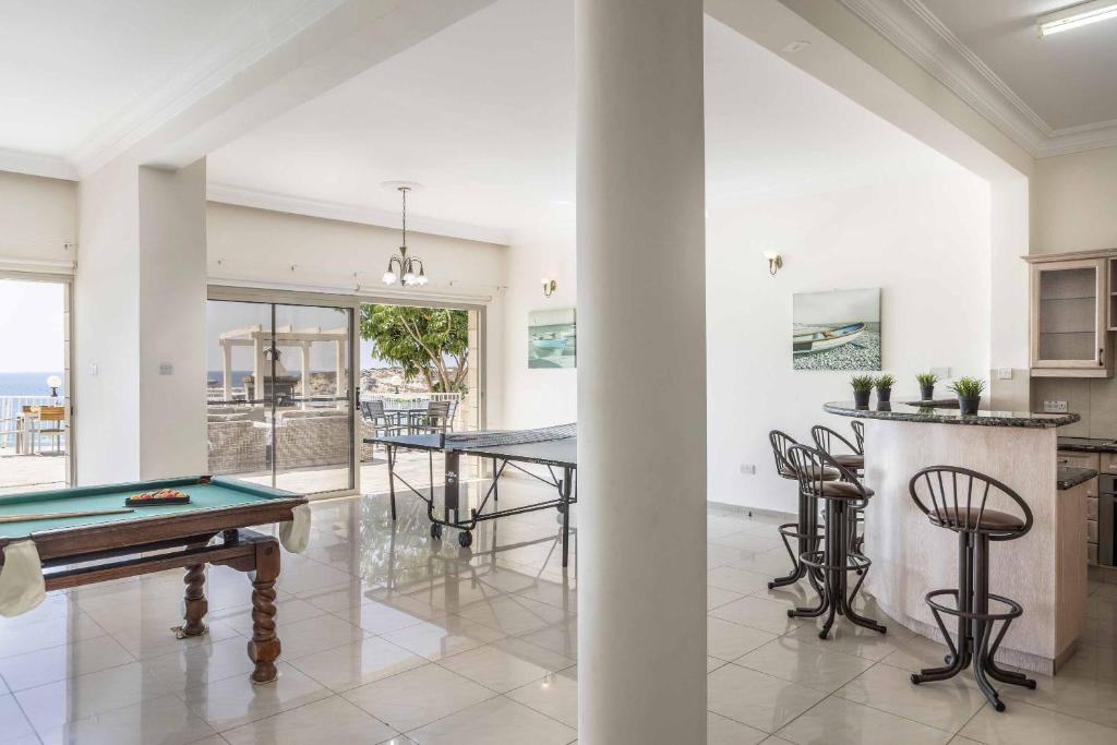 Katina_Beach_Villa_Coral_Bay_Cyprus-5c