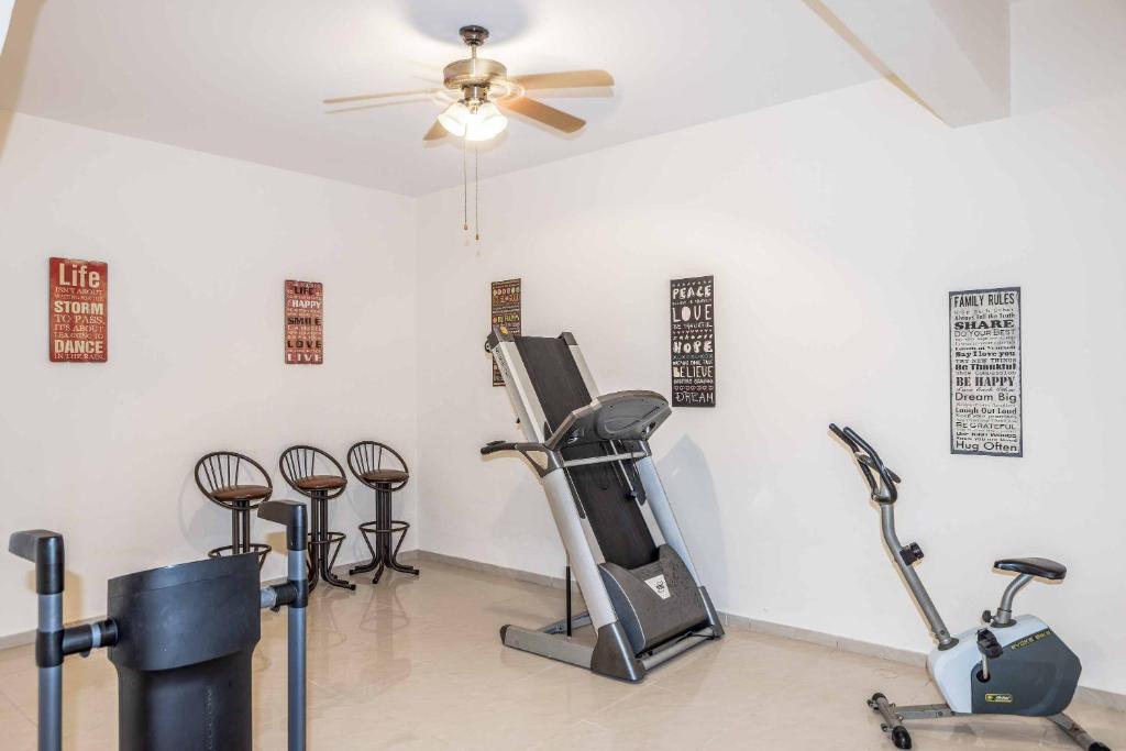 Katina_Beach_Villa_Coral_Bay_Cyprus-5f