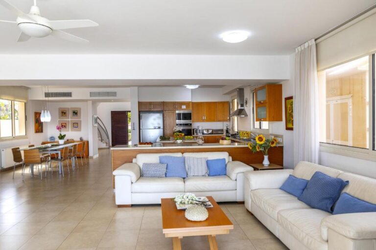 Villa_Pietra_Protaras_Cyprus-3i